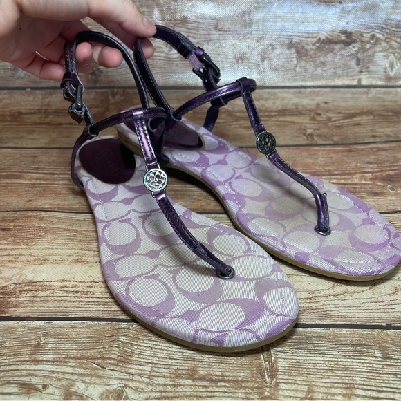Coach Women’s Metallic Purple Thong Sandals size 8 - Picture 2 of 12